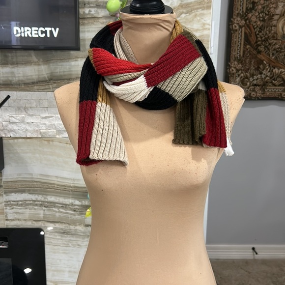 Patchwork Color Block Scarf - Picture 5 of 6